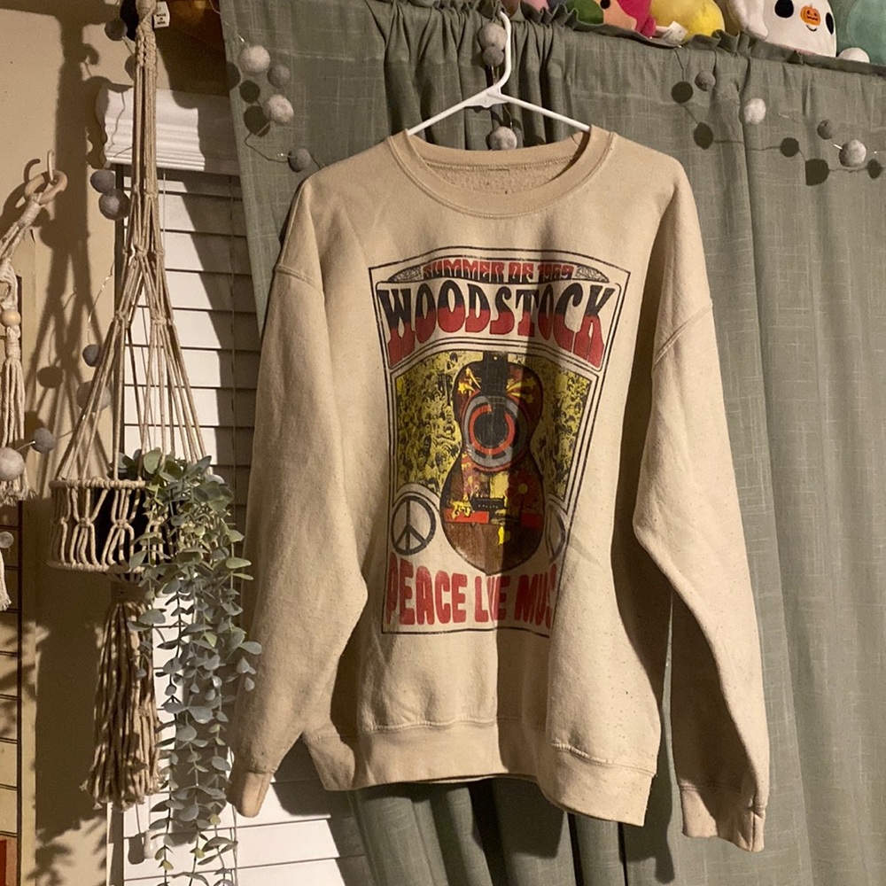 Earthbound sweatshirt WOODSTOCK used